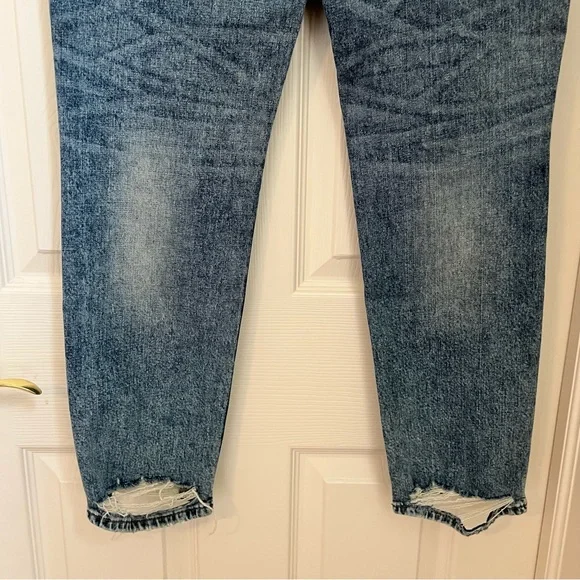 Hudson jeans straight leg size 27